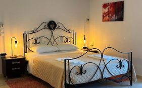 Spyros Studio